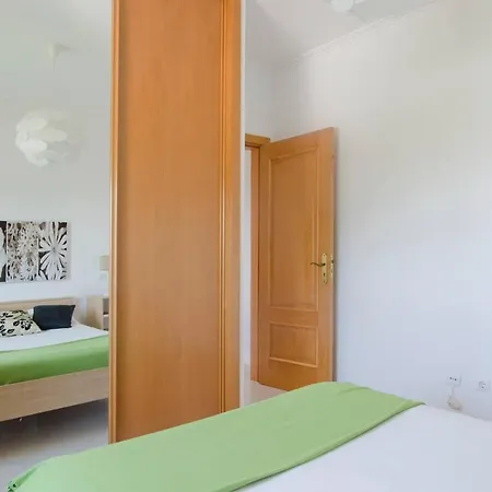 Sunshine Apartment *