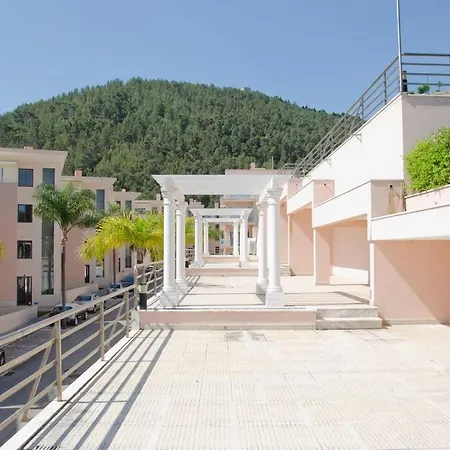 Sunshine Apartment *